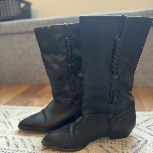 Women’s Vintage Black Leather Boots - Picture 3 of 9